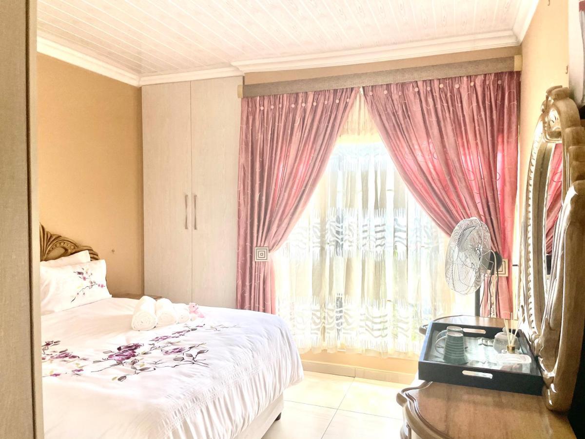 Erins Haven - Polokwane Apartment Exterior photo