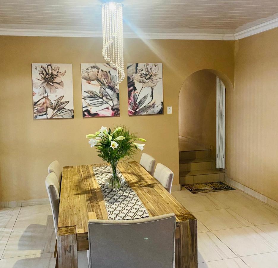 Erins Haven - Polokwane Apartment Exterior photo
